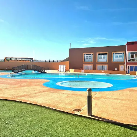 Casa Zalla 110m2, 200m2 Garden, Pool, 1gb Wi-fi, Private Parking *